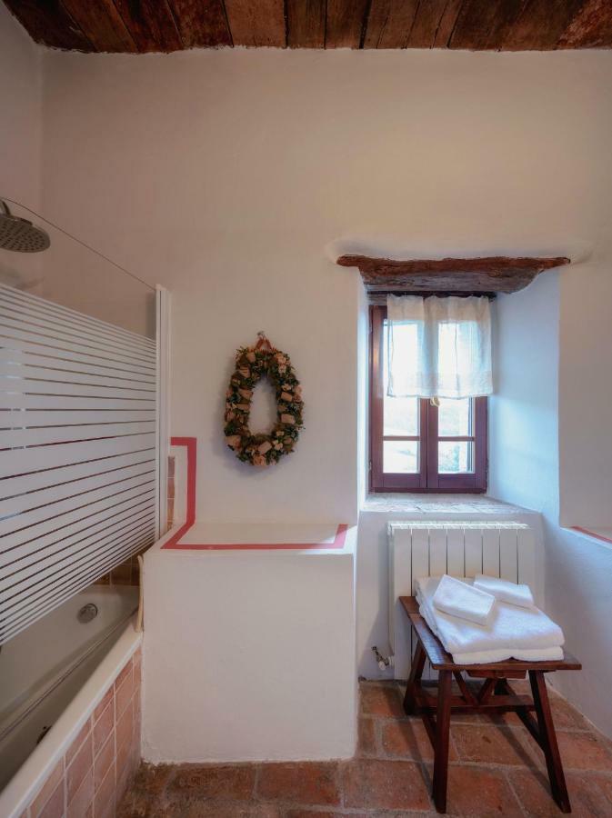 Castello Valenzino Lejlighedshotel Pierantonio Eksteriør billede